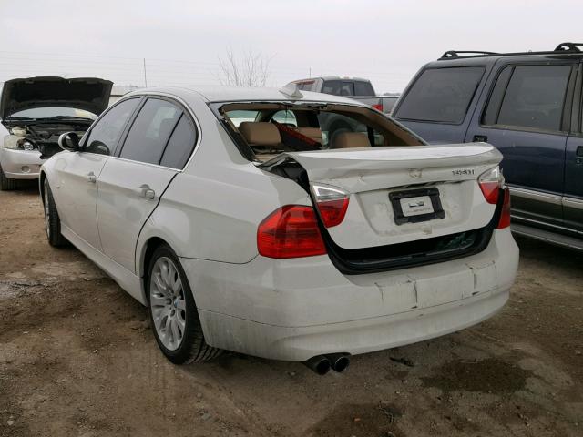 WBAVB33516KS32691 - 2006 BMW 330 I WHITE photo 3