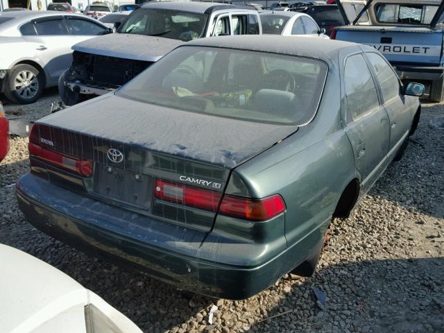 4T1BG22K4XU614238 - 1999 TOYOTA CAMRY CE GREEN photo 4