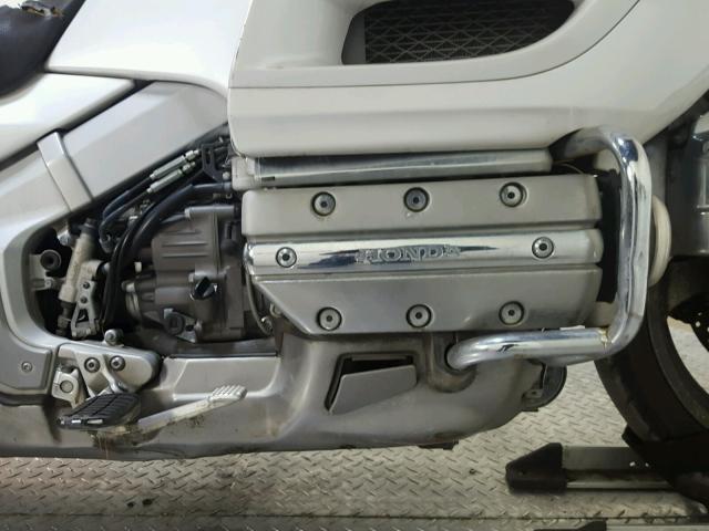 1HFSC47L08A703360 - 2008 HONDA GL1800 WHITE photo 12