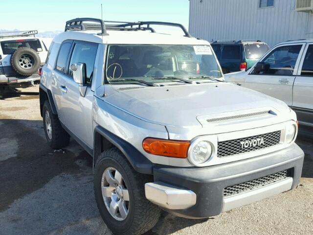 JTEBU11F870028544 - 2007 TOYOTA FJ CRUISER SILVER photo 1