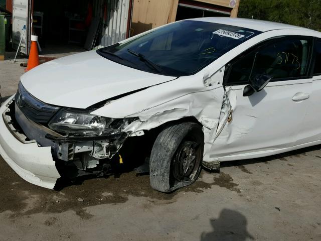 19XFB2F54CE061057 - 2012 HONDA CIVIC LX WHITE photo 9