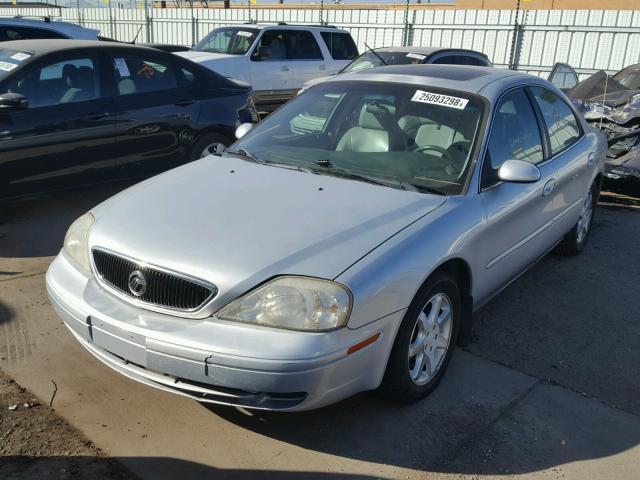 1MEFM53U8YG618775 - 2000 MERCURY SABLE LS SILVER photo 2