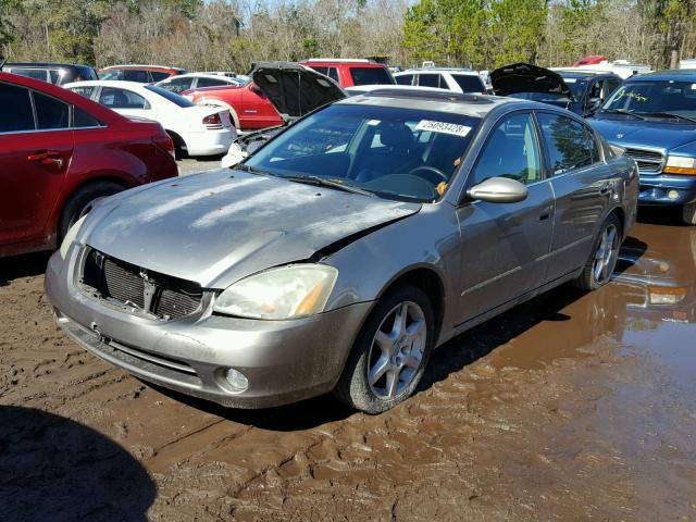 1N4BL11DX2C122122 - 2002 NISSAN ALTIMA SE SILVER photo 2