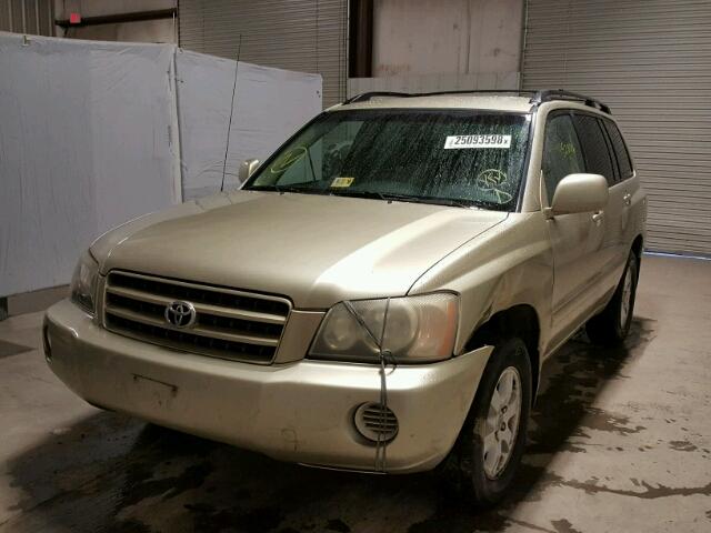 JTEGF21A230107079 - 2003 TOYOTA HIGHLANDER GOLD photo 2