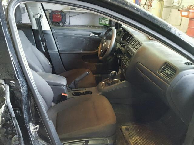 3VW2K7AJXFM233695 - 2015 VOLKSWAGEN JETTA BASE 黑色 照片 5