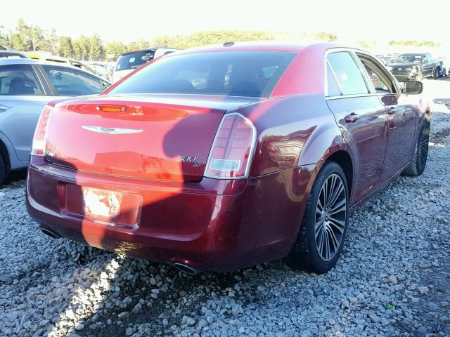 2C3CCABG3EH186242 - 2014 CHRYSLER 300 S RED photo 4