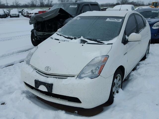 JTDKB20UX77626707 - 2007 TOYOTA PRIUS WHITE photo 2