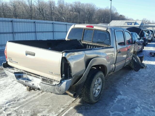 5TEMU52N66Z232171 - 2006 TOYOTA TACOMA DOU GOLD photo 4