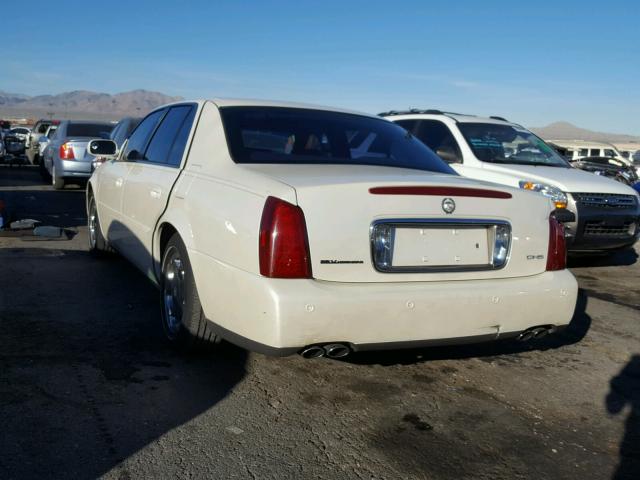 1G6KE57Y1YU269344 - 2000 CADILLAC DEVILLE DH WHITE photo 3