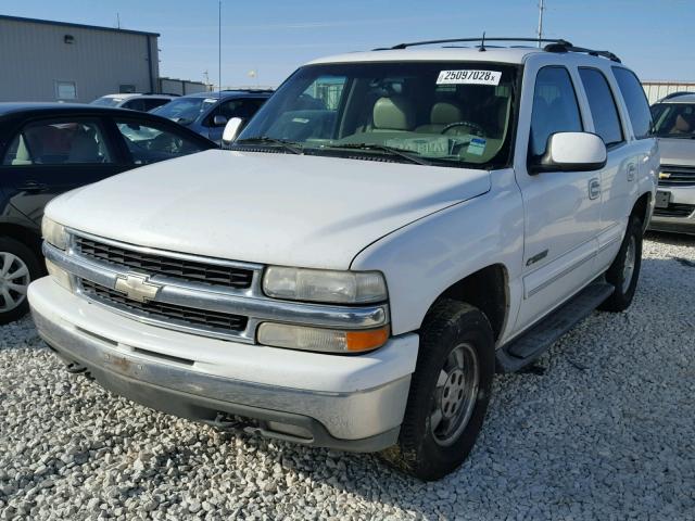 1GNEK13T62J229976 - 2002 CHEVROLET TAHOE K150 WHITE photo 2