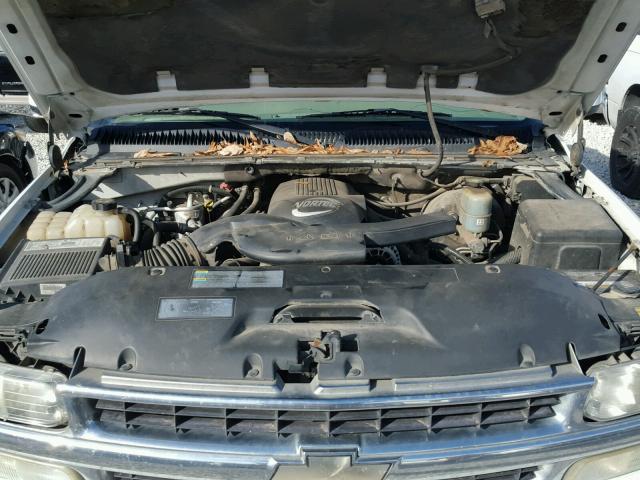 1GNEK13T62J229976 - 2002 CHEVROLET TAHOE K150 WHITE photo 7