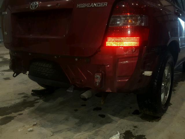 JTEDP21A350050507 - 2005 TOYOTA HIGHLANDER MAROON photo 9