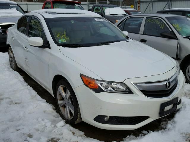 19VDE1F7XDE005919 - 2013 ACURA ILX 20 TEC WHITE photo 1