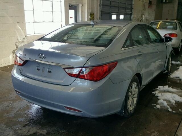 5NPEB4AC3BH204541 - 2011 HYUNDAI SONATA GLS BLUE photo 4