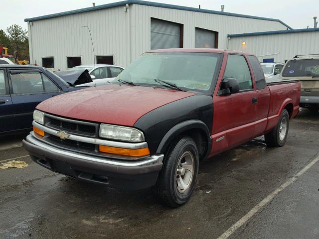 1GCCS19W828125854 - 2002 CHEVROLET S TRUCK S1 RED photo 2