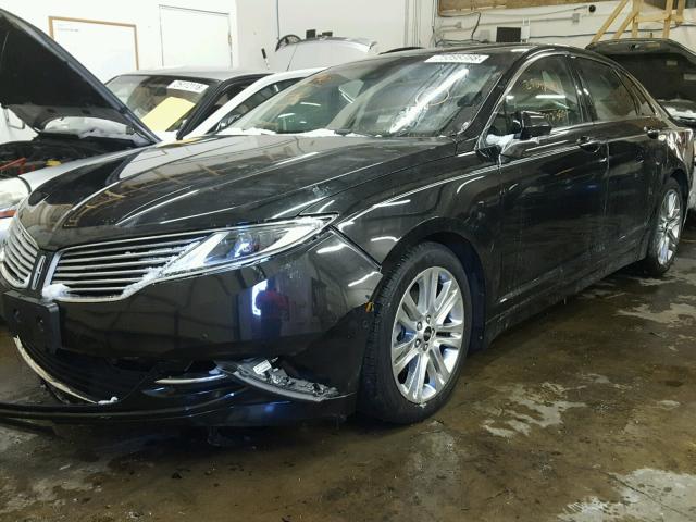 3LN6L2LU0DR807969 - 2013 LINCOLN MKZ HYBRID BLACK photo 2