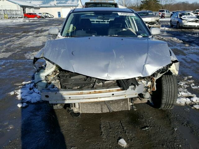 JM1BK32F251313154 - 2005 MAZDA 3 I SILVER photo 9