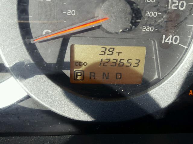 2T3BF4DV0BW095355 - 2011 TOYOTA RAV4 银色 照片 8