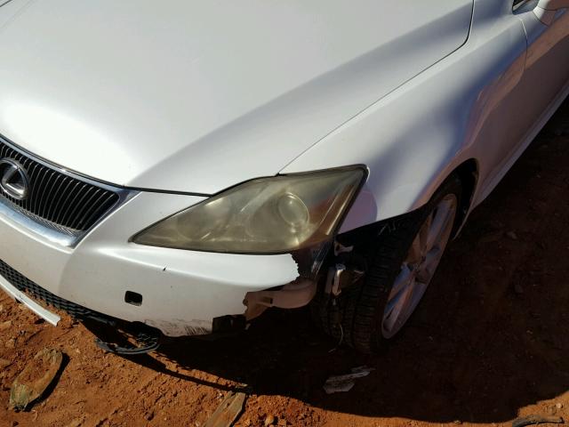 JTHBE262775012379 - 2007 LEXUS IS 350 WHITE photo 9