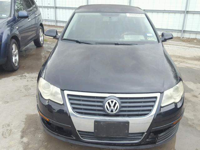 WVWJK73C48P055289 - 2008 VOLKSWAGEN PASSAT TUR BLACK photo 9