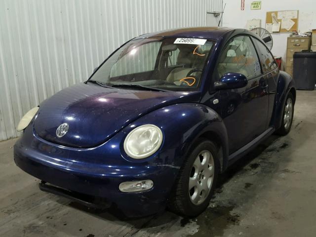 3VWCB21C62M403442 - 2002 VOLKSWAGEN NEW BEETLE ლურჯი ფოტო 2