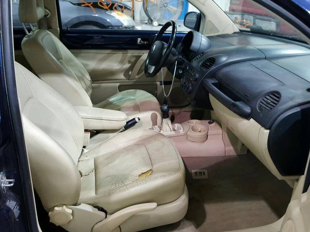 3VWCB21C62M403442 - 2002 VOLKSWAGEN NEW BEETLE ლურჯი ფოტო 5