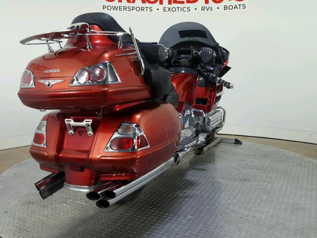 1HFSC47H28A702884 - 2008 HONDA GL1800 RED photo 8