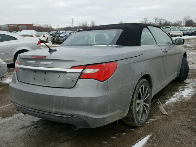 1C3BC8EG5BN624066 - 2011 CHRYSLER 200 S GRAY photo 4