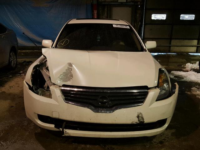 1N4AL21E38C236935 - 2008 NISSAN ALTIMA 2.5 WHITE photo 9