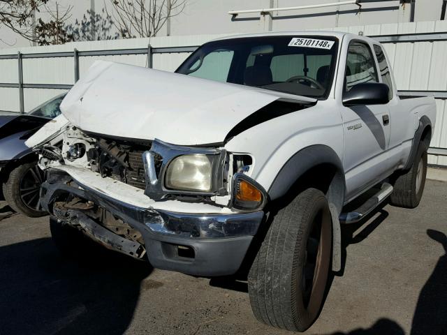 5TESM92NX2Z009768 - 2002 TOYOTA TACOMA XTR WHITE photo 2