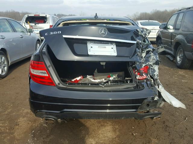 WDDGF8ABXDR286653 - 2013 MERCEDES-BENZ C 300 4MAT BLACK photo 9