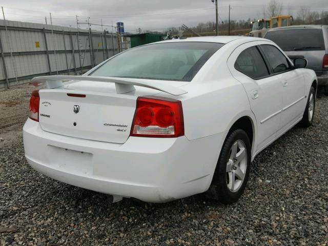 2B3CA3CV1AH286698 - 2010 DODGE CHARGER SX WHITE photo 4