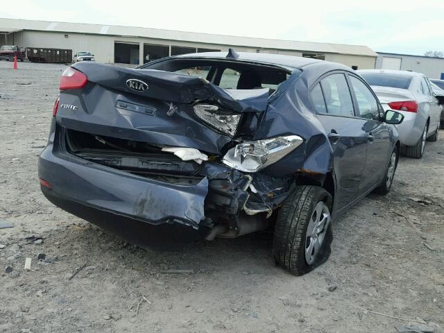 KNAFK4A68G5598525 - 2016 KIA FORTE GRAY photo 4