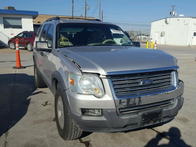 1FMEU63896UA51119 - 2006 FORD EXPLORER X SILVER photo 1