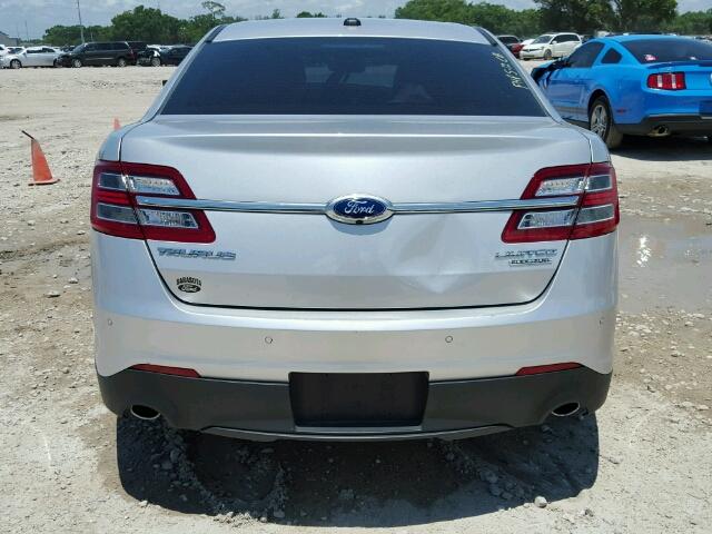 1FAHP2F85FG142180 - 2015 FORD TAURUS LIM SILVER photo 10