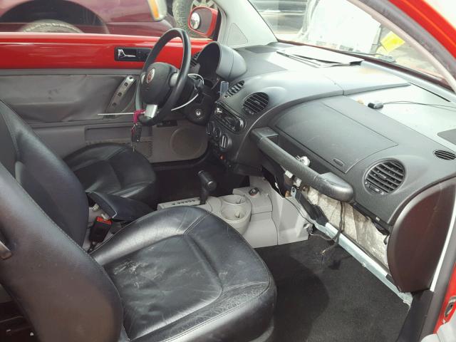 3VWDD21CX2M403829 - 2002 VOLKSWAGEN NEW BEETLE 红色 照片 5