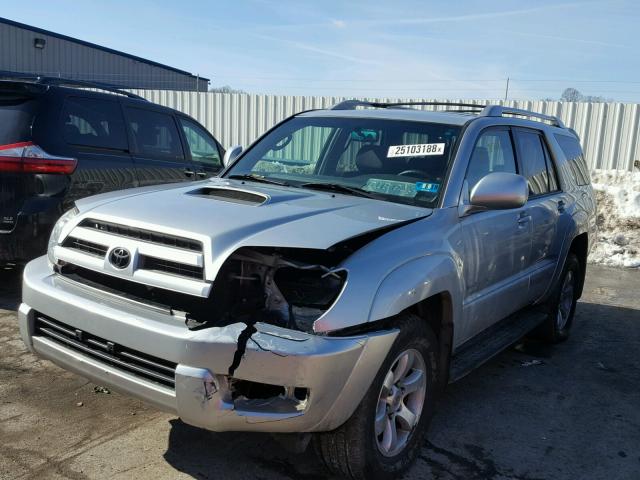 JTEBU14R240050184 - 2004 TOYOTA 4RUNNER SR SILVER photo 2