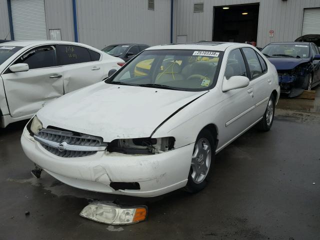 1N4DL01A01C172261 - 2001 NISSAN ALTIMA GXE WHITE photo 2