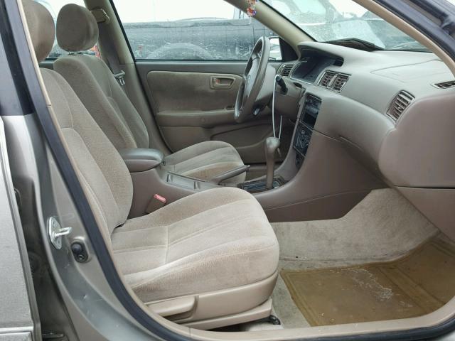 4T1BG22KXVU142740 - 1997 TOYOTA CAMRY CE GRAY photo 5