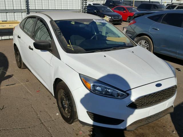 1FADP3E24FL256132 - 2015 FORD FOCUS S WHITE photo 1