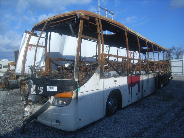 WKKA34DD283000584 - 2008 EVOBUS 417 WHITE photo 2