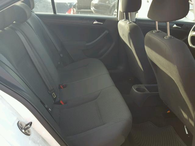 3VW2K7AJXBM073263 - 2011 VOLKSWAGEN JETTA BASE WHITE photo 6