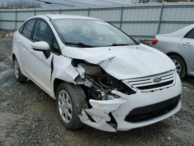 3FADP4AJ8BM122543 - 2011 FORD FIESTA S WHITE photo 1