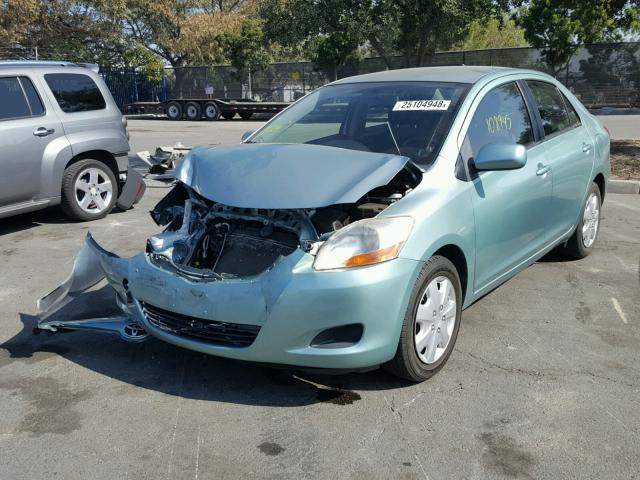 JTDBT4K36A1383825 - 2010 TOYOTA YARIS GREEN photo 2