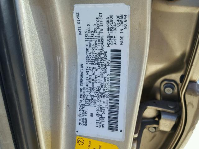 JTJHF10U120259915 - 2002 LEXUS RX 300 GOLD photo 10