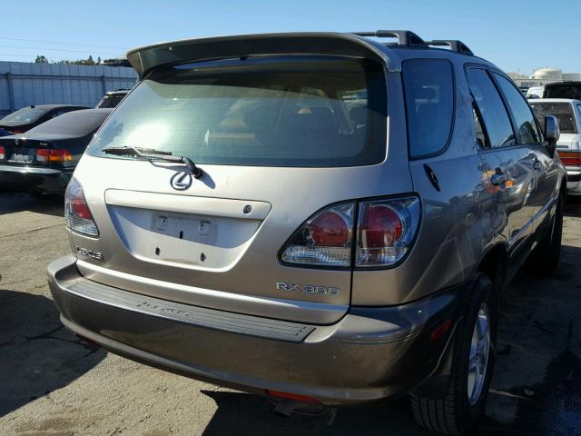 JTJHF10U120259915 - 2002 LEXUS RX 300 GOLD photo 4