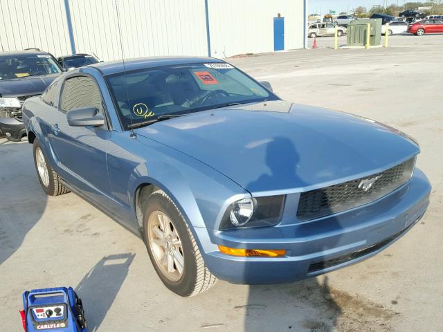 1ZVFT80N265248559 - 2006 FORD MUSTANG BLUE photo 1