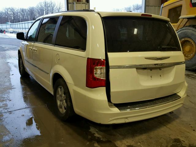 2A4RR5DG1BR615306 - 2011 CHRYSLER TOWN & COU WHITE photo 3