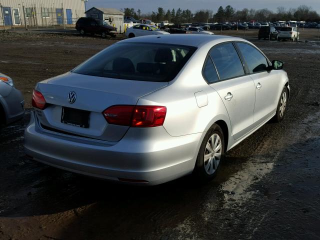 3VW2K7AJ2CM380122 - 2012 VOLKSWAGEN JETTA BASE SILVER photo 4