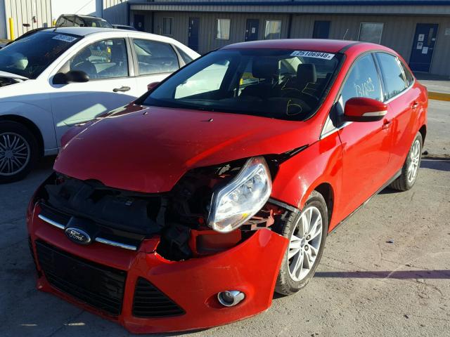 1FAHP3H22CL317146 - 2012 FORD FOCUS SEL RED photo 2